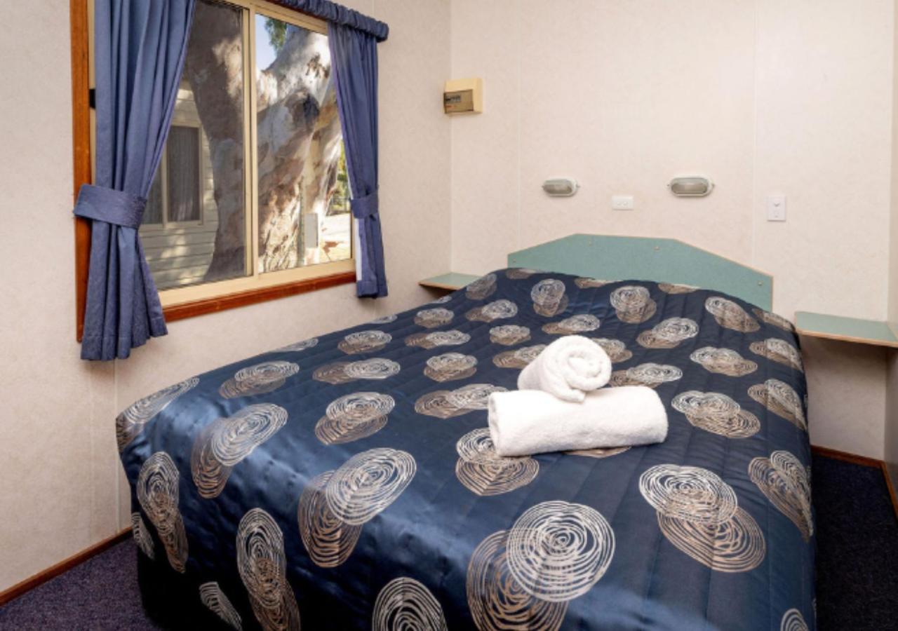 Beachside Holiday Park Норманвилль Экстерьер фото